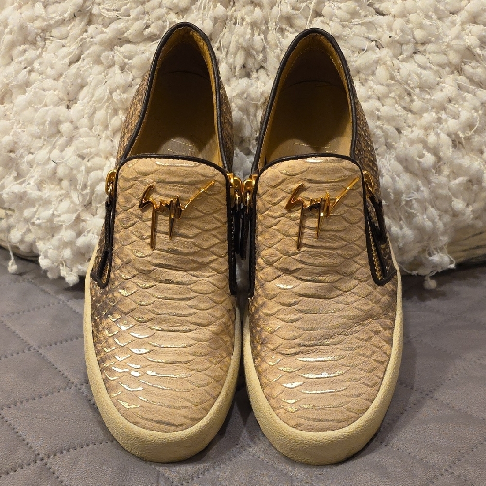 Giuseppe Zanotti Design  Brown and Cream Snakeskin Textured Sneakers - Picture 16 of 16